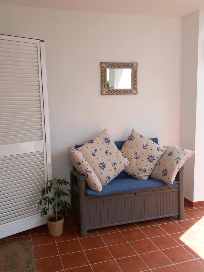 2 Bedroom, Sea Front Complex W Pool And Private Garden Γιαβέα Εξωτερικό φωτογραφία