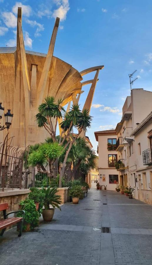 2 Bedroom, Sea Front Complex W Pool And Private Garden Γιαβέα Εξωτερικό φωτογραφία